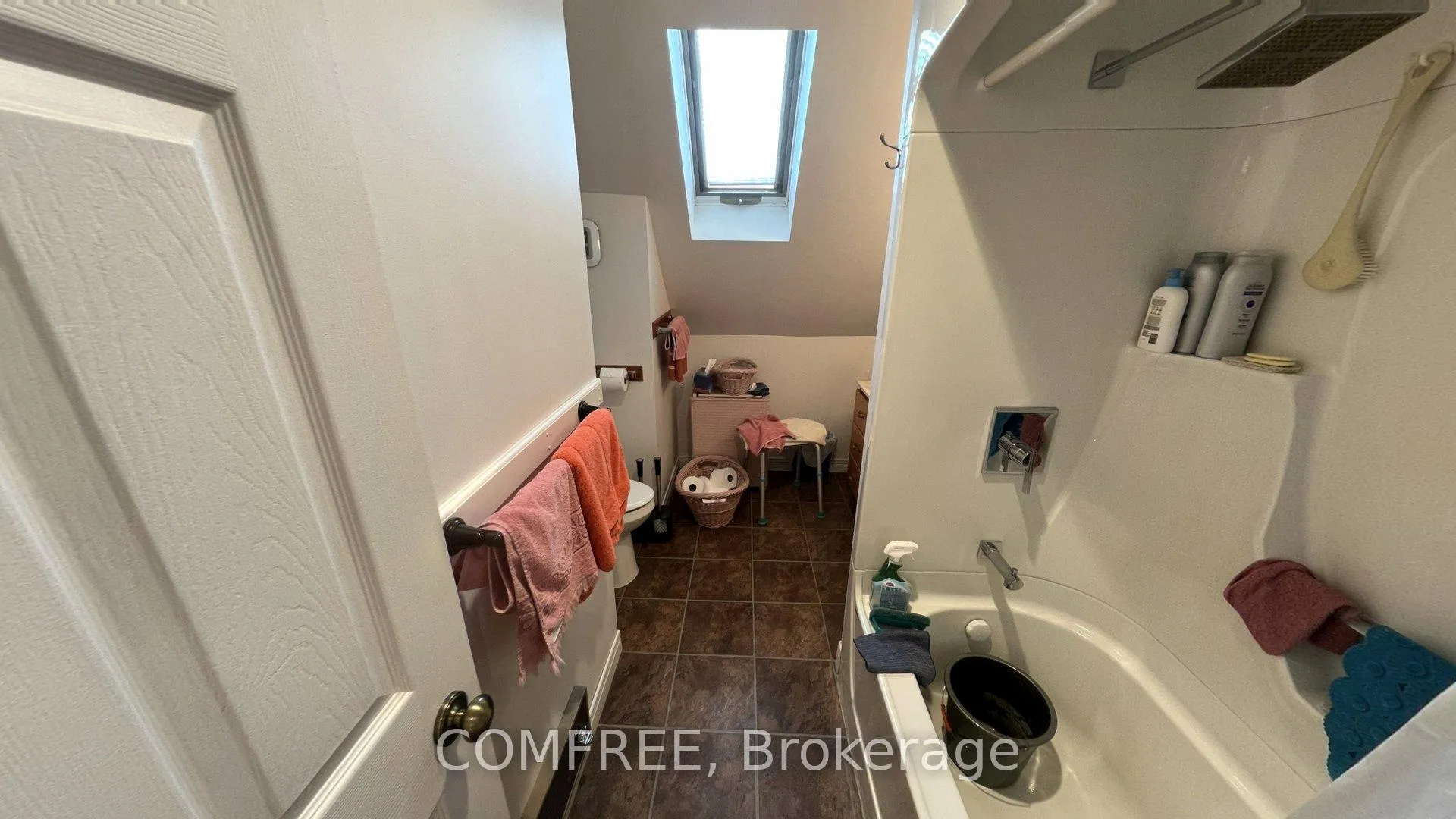 Photo 12 of 199 Lower Crow Lane, Frontenac, Frontenac South — HOMEH