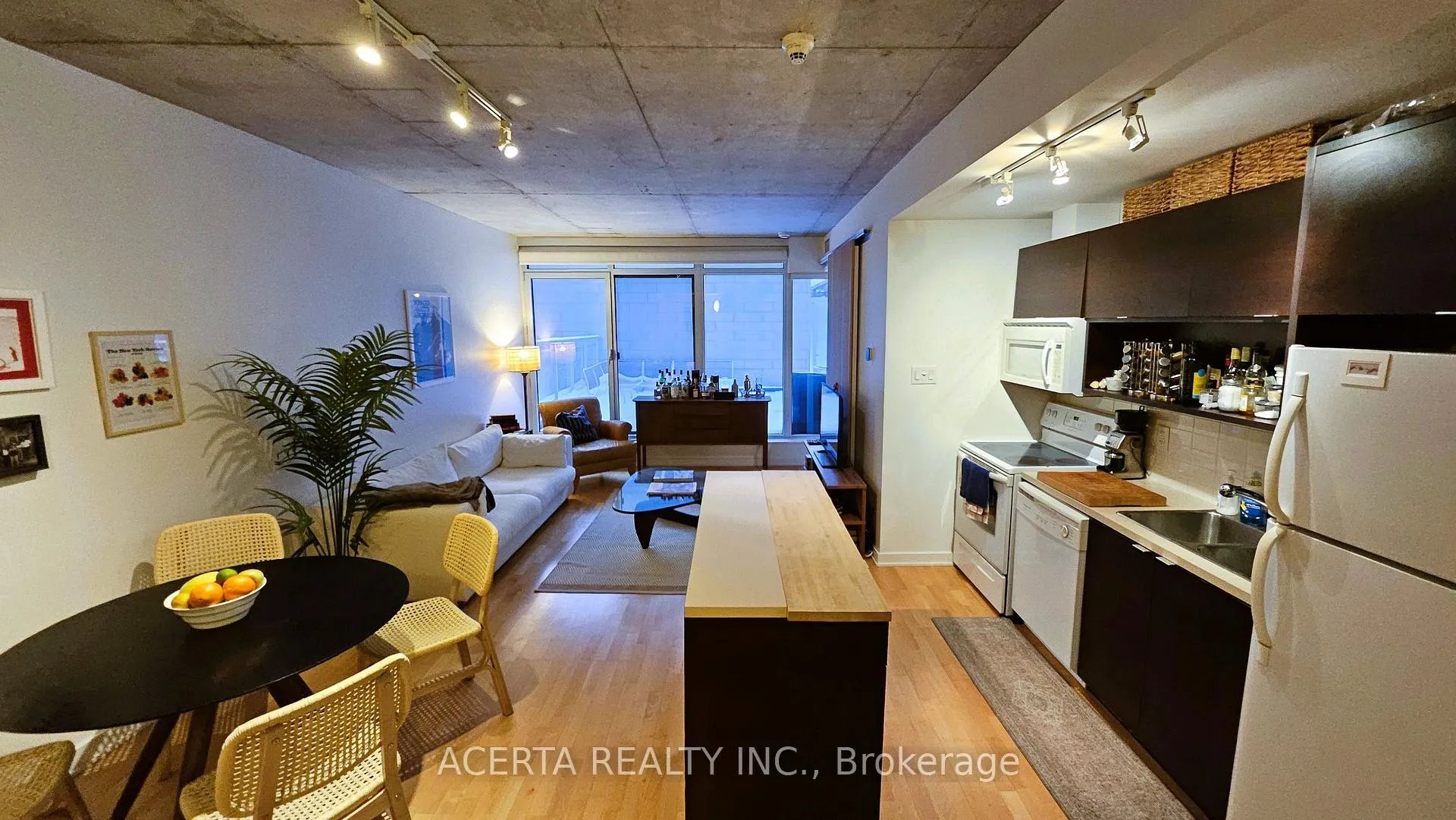 Photo 12 of Unit 702, 324 Laurier Avenue W, Ottawa, Ottawa Centre — HOMEH