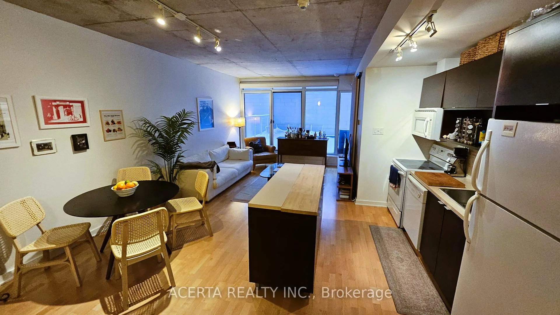 Photo 13 of Unit 702, 324 Laurier Avenue W, Ottawa, Ottawa Centre — HOMEH