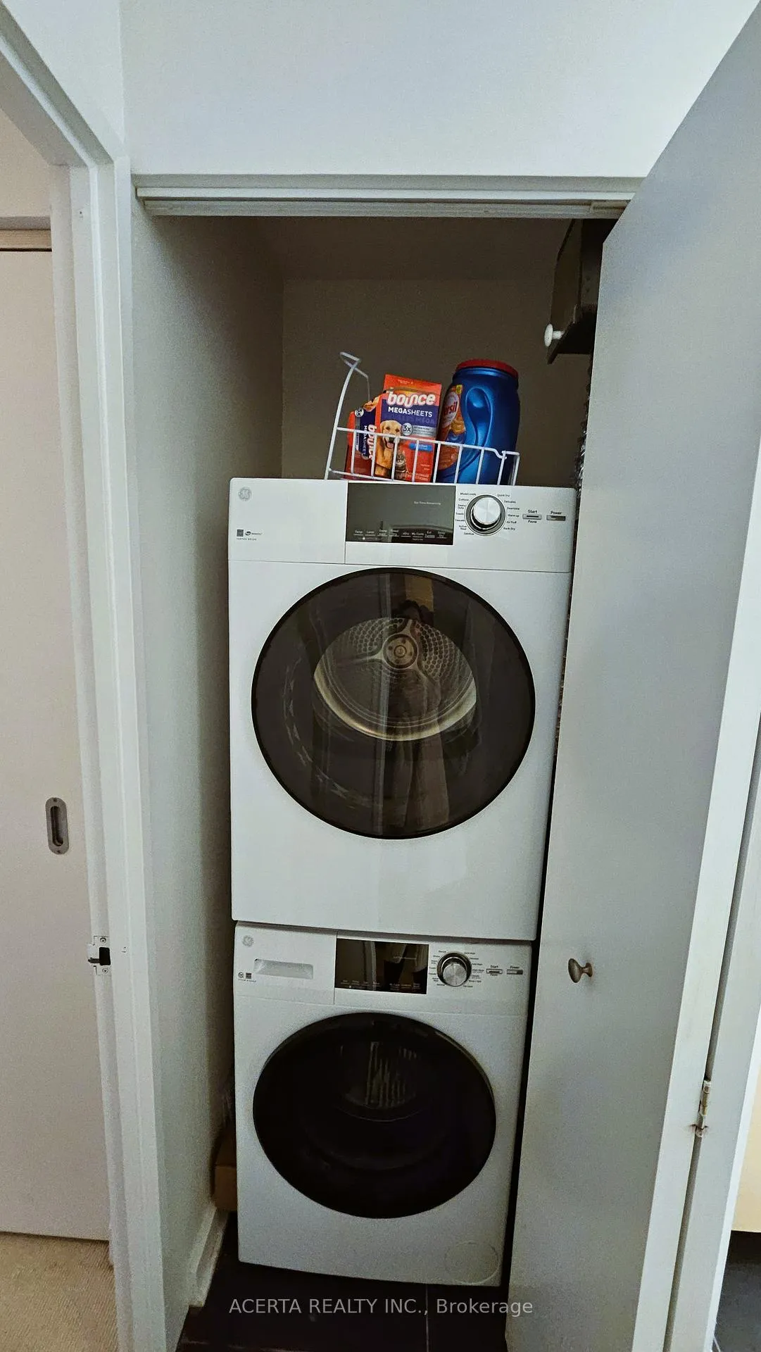 Photo 20 of Unit 702, 324 Laurier Avenue W, Ottawa, Ottawa Centre — HOMEH