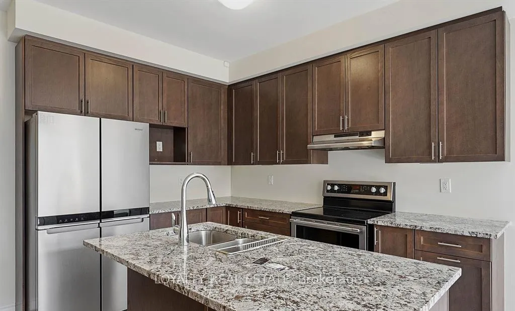 Photo 5 of 17 Cornelius Lane, Ajax, Northwest Ajax — HOMEH