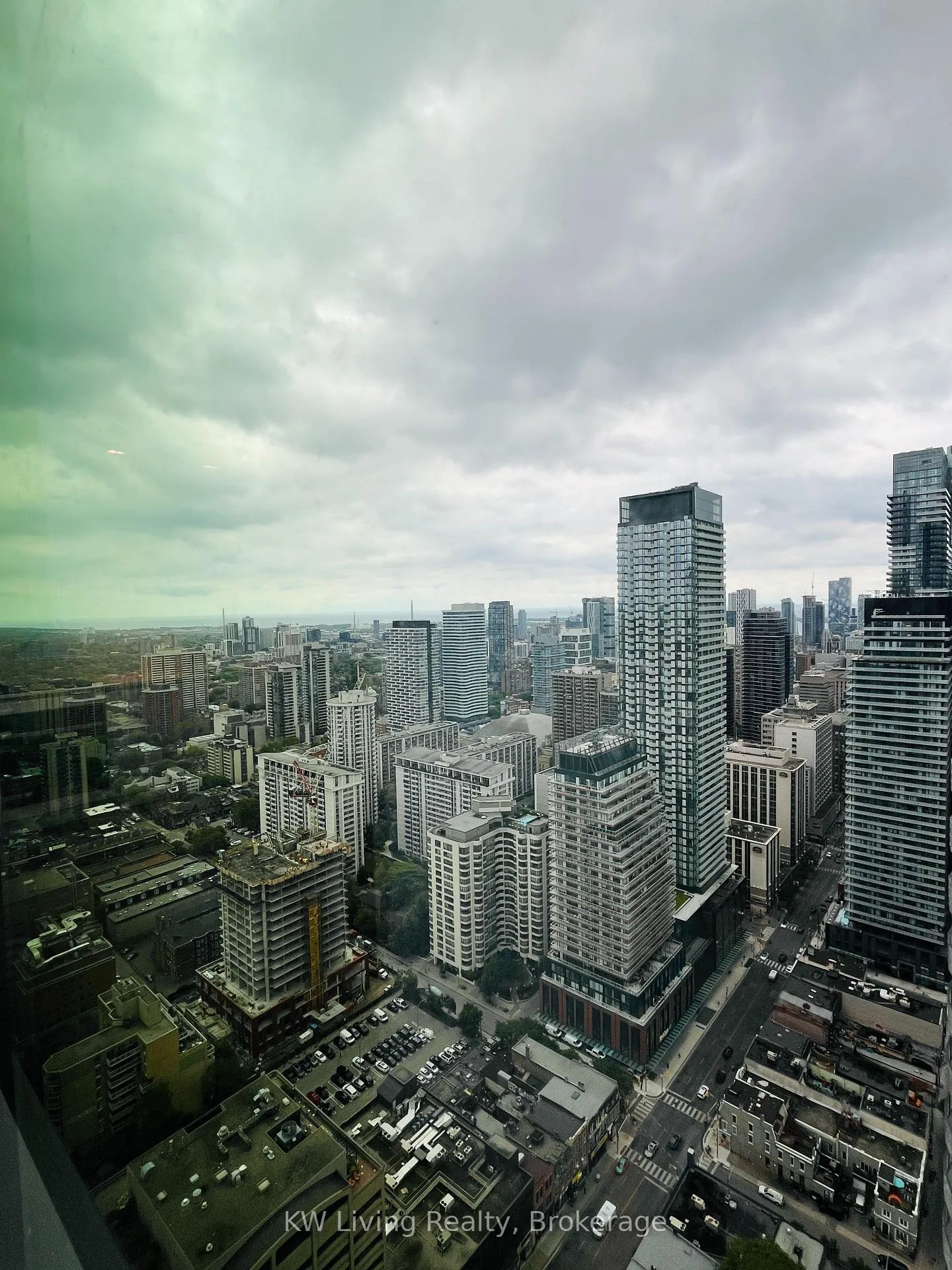 Photo 7 of Unit 4912, 8 Wellesley Street, Toronto, Bay Street Corridor — HOMEH