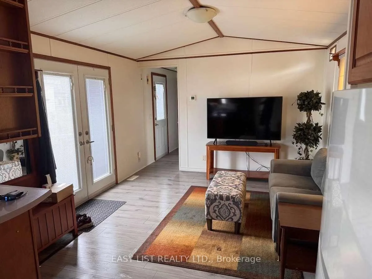 Photo 9 of Unit 251, 5700 Blackwell Side Road, Sarnia — HOMEH