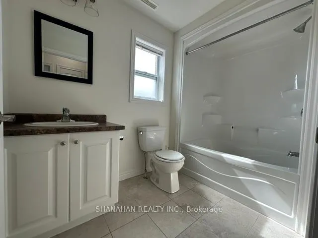 Photo 13 of 614 Scenic Drive, Warwick, Watford — HOMEH