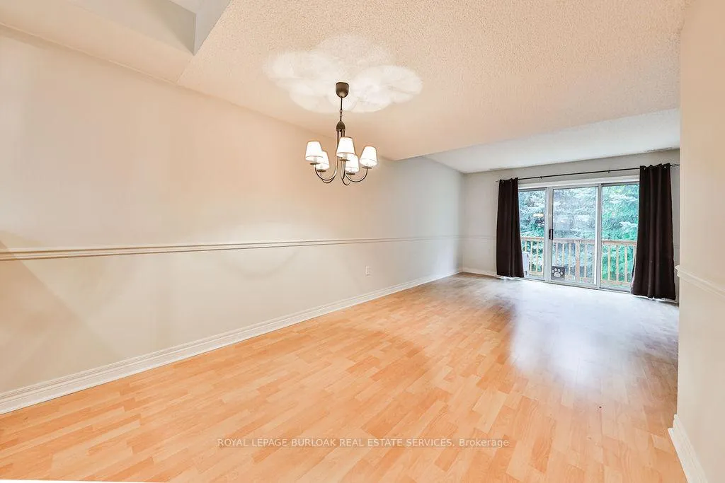 Photo 7 of Unit 20, 4045 Upper Middle Road, Burlington, Rose — HOMEH