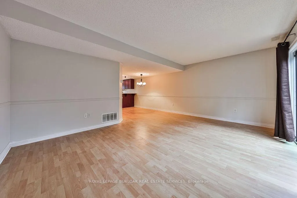Photo 9 of Unit 20, 4045 Upper Middle Road, Burlington, Rose — HOMEH