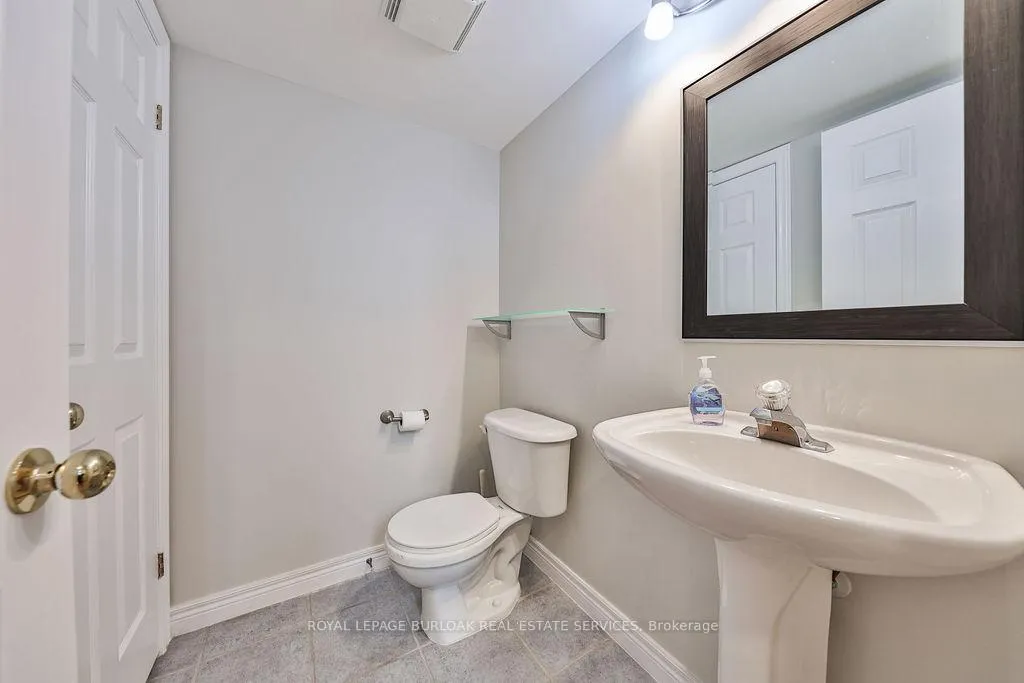 Photo 14 of Unit 20, 4045 Upper Middle Road, Burlington, Rose — HOMEH