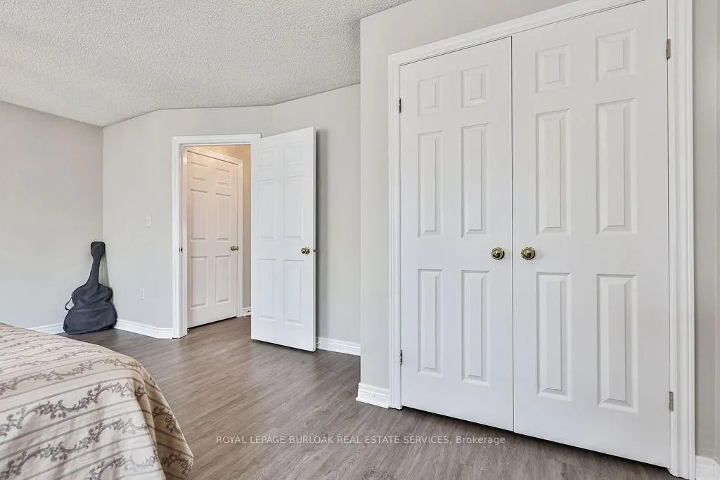 Photo 24 of Unit 20, 4045 Upper Middle Road, Burlington, Rose — HOMEH