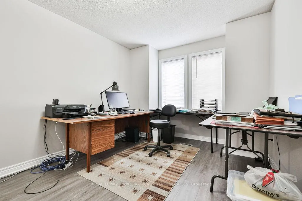 Photo 26 of Unit 20, 4045 Upper Middle Road, Burlington, Rose — HOMEH