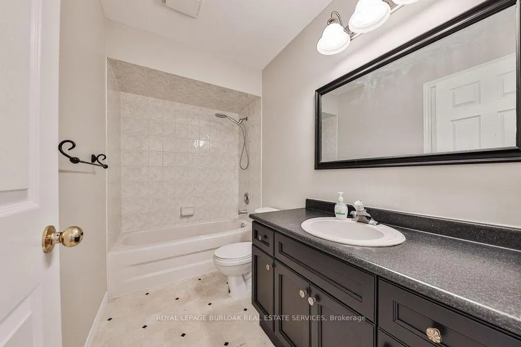 Photo 27 of Unit 20, 4045 Upper Middle Road, Burlington, Rose — HOMEH
