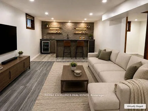 Photo 25 of 102 Juniper Drive, Hamilton, Stoney Creek — HOMEH