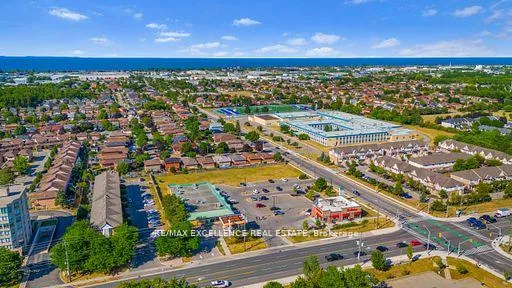 Photo 40 of 102 Juniper Drive, Hamilton, Stoney Creek — HOMEH
