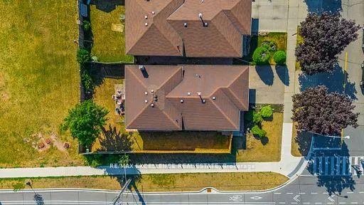 Photo 46 of 102 Juniper Drive, Hamilton, Stoney Creek — HOMEH
