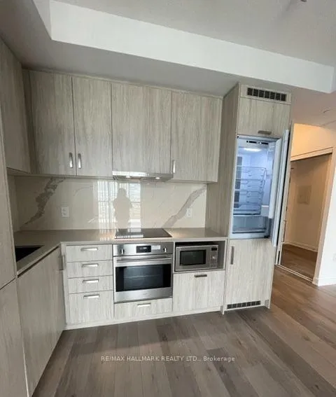 Photo 9 of Unit 708, 60 Honeycrisp Crescent, Vaughan, Vaughan Corporate Centre — HOMEH