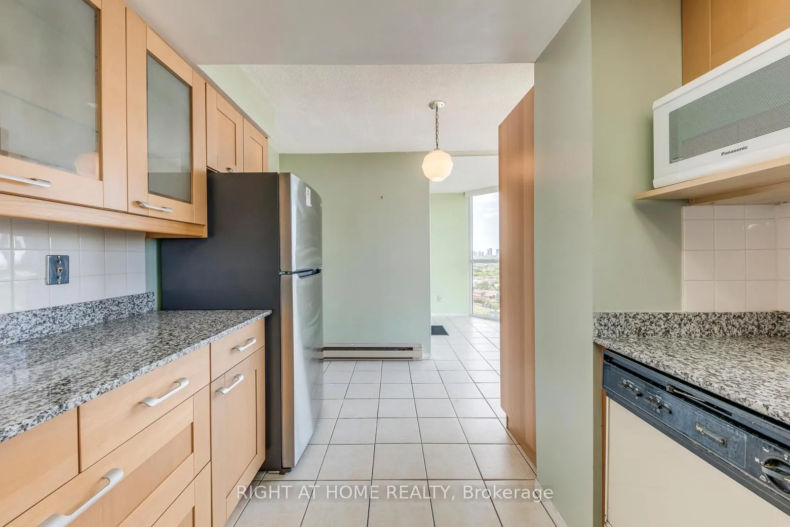 Photo 22 of Unit 1603, 1360 Rathburn Road E, Mississauga, Rathwood — HOMEH