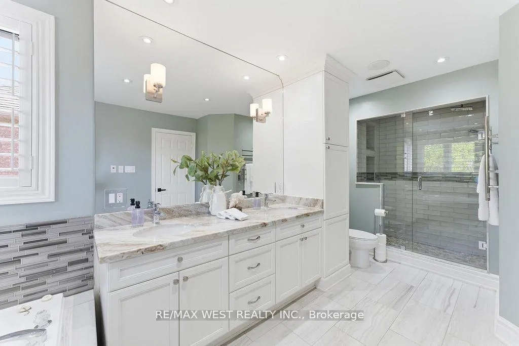 Photo 19 of 205 Fletcher Drive, Vaughan, Maple — HOMEH