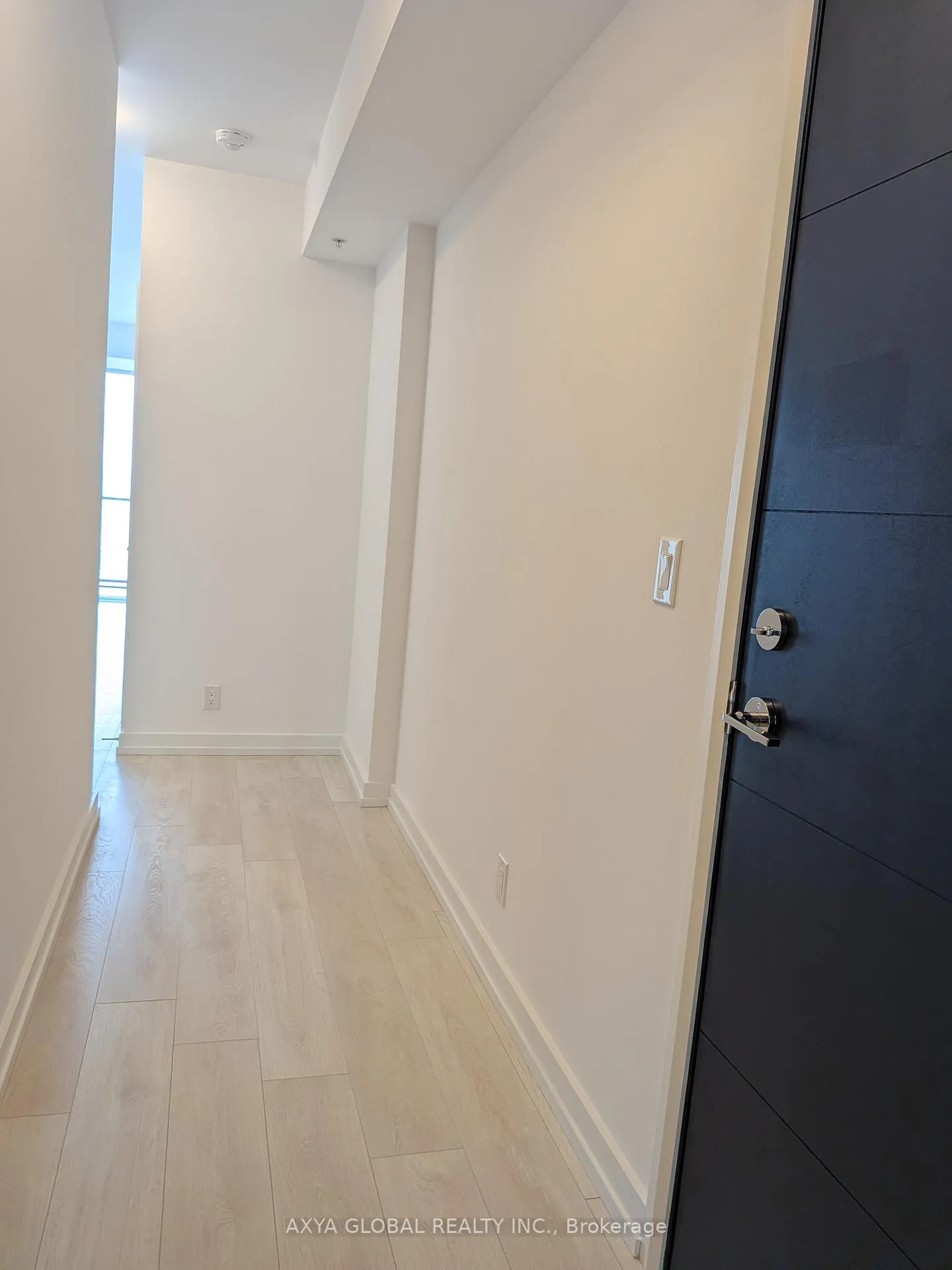 Photo 5 of Unit 2601, 75 James Street S, Hamilton, Corktown — HOMEH