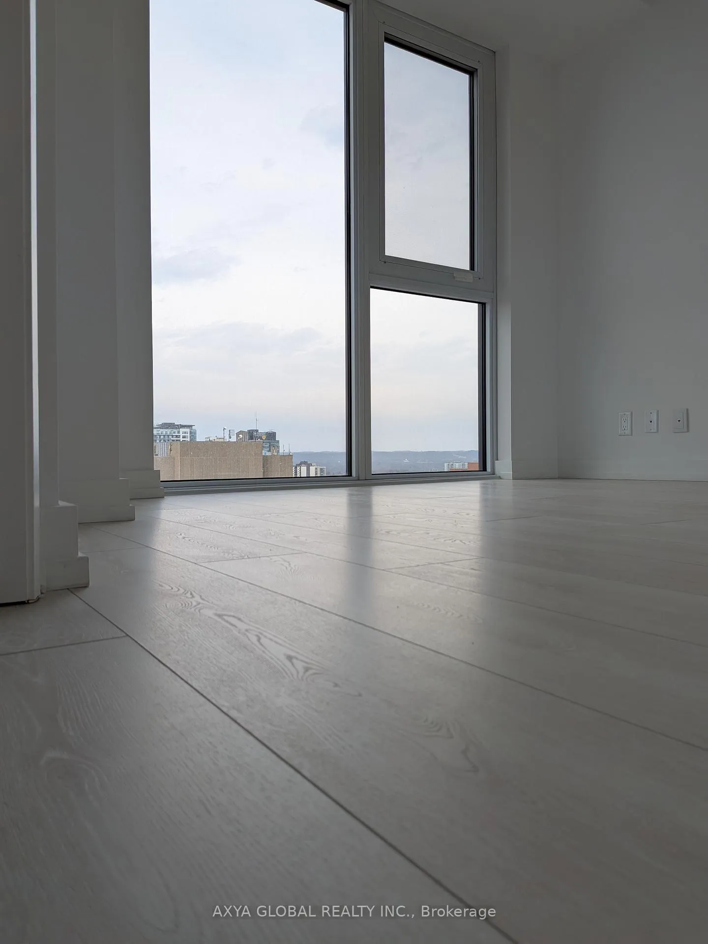 Photo 14 of Unit 2601, 75 James Street S, Hamilton, Corktown — HOMEH