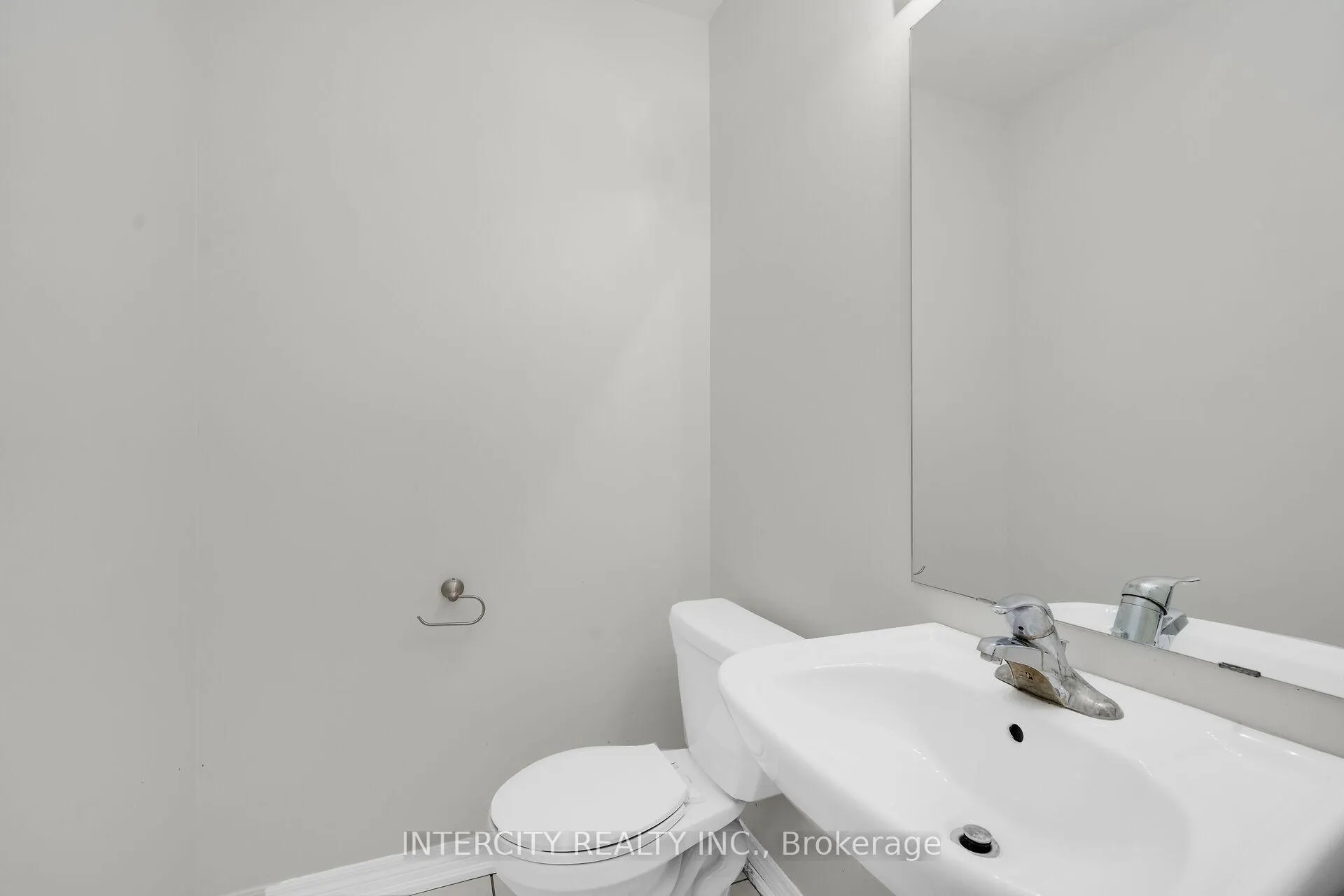 Photo 17 of 14 Rabbit Run Way, Brampton, Heart Lake East — HOMEH
