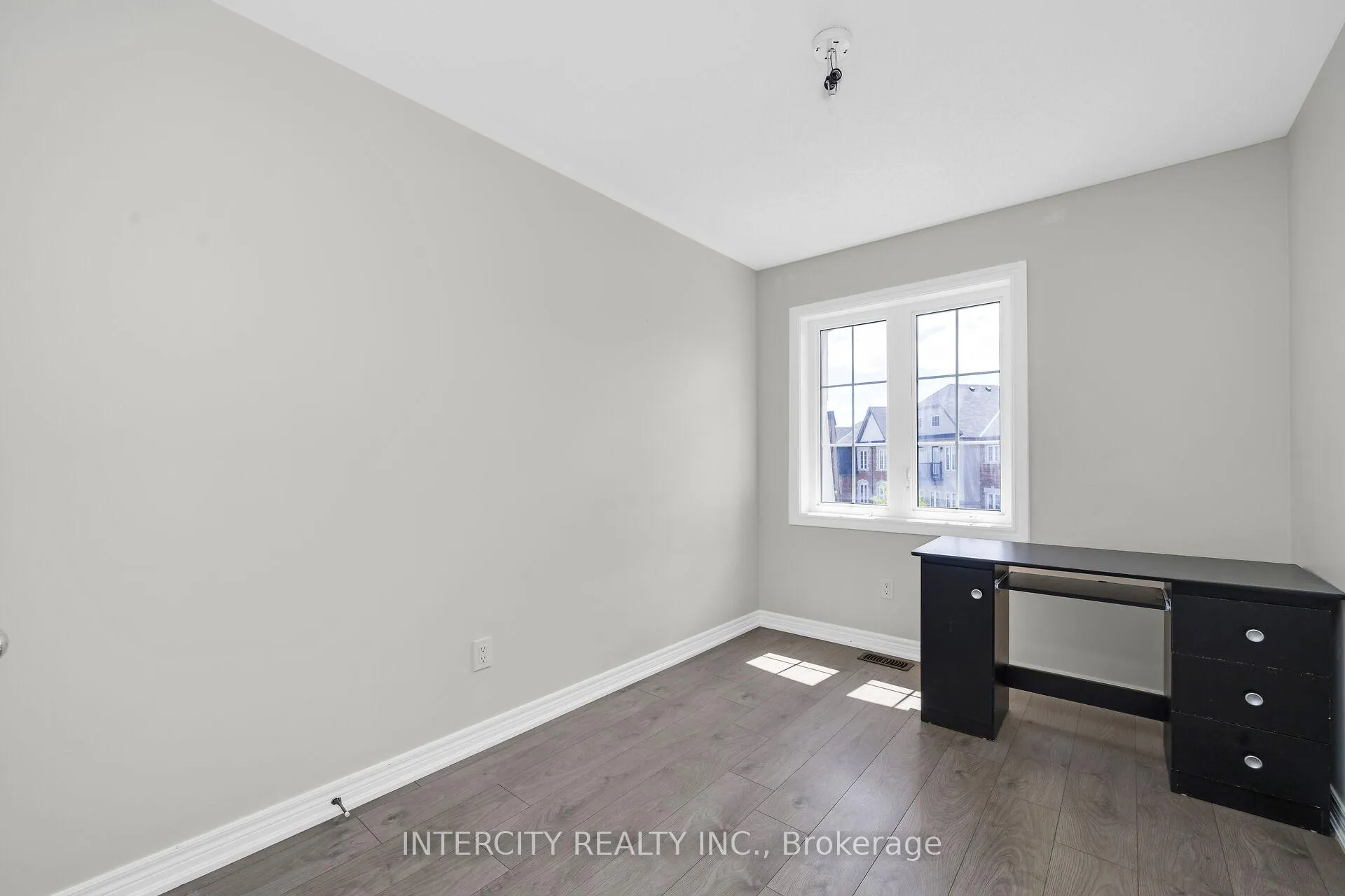 Photo 23 of 14 Rabbit Run Way, Brampton, Heart Lake East — HOMEH