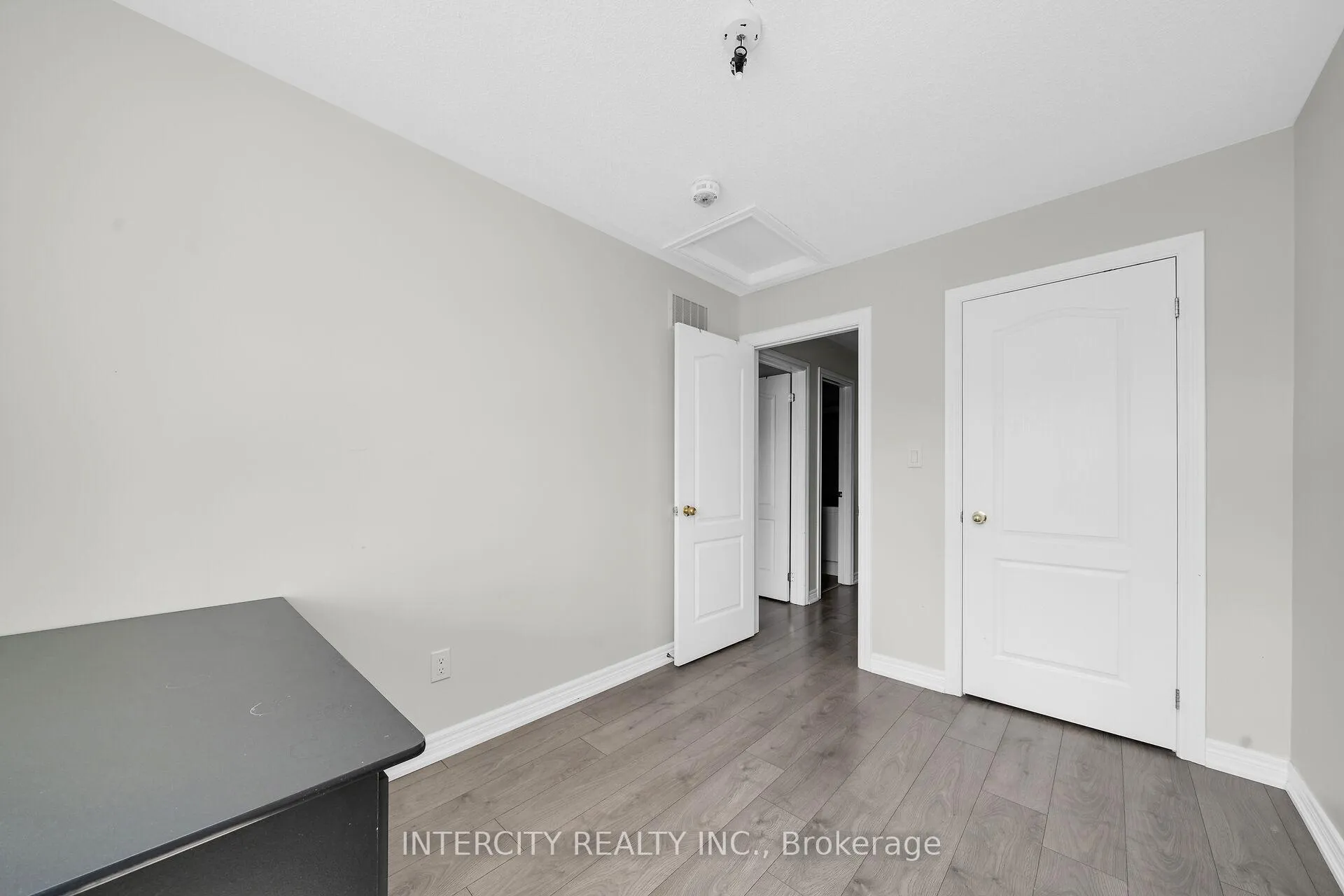 Photo 24 of 14 Rabbit Run Way, Brampton, Heart Lake East — HOMEH