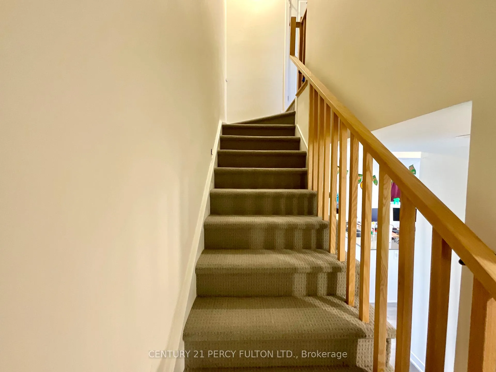 Photo 6 of Unit 201, 1695 Dersan Street, Pickering, Duffin Heights — HOMEH