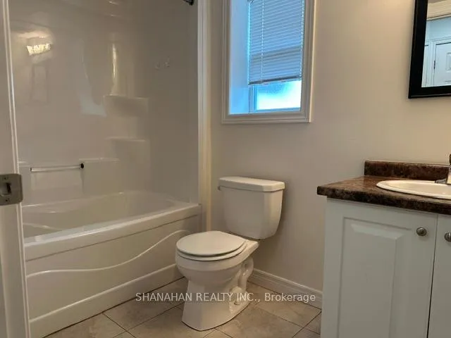 Photo 14 of 618 Scenic Drive, Warwick, Watford — HOMEH