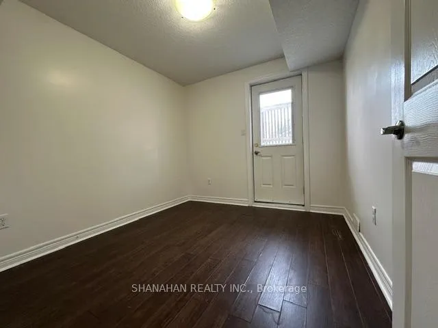 Photo 18 of 618 Scenic Drive, Warwick, Watford — HOMEH