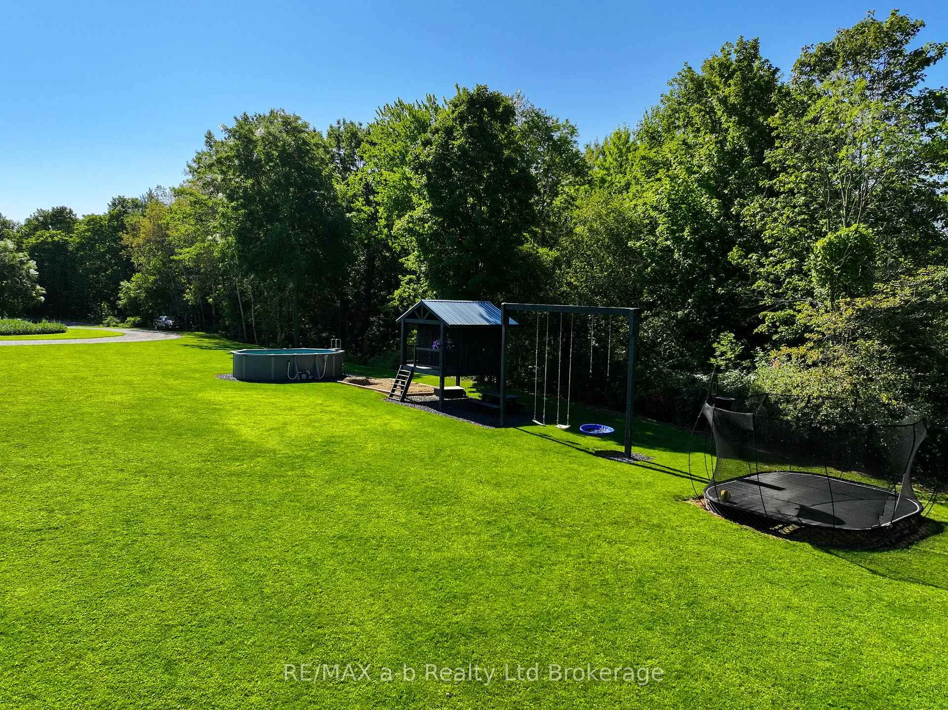 Photo 8 of 631 Windham 2 Road, Norfolk, Rural Windham — HOMEH