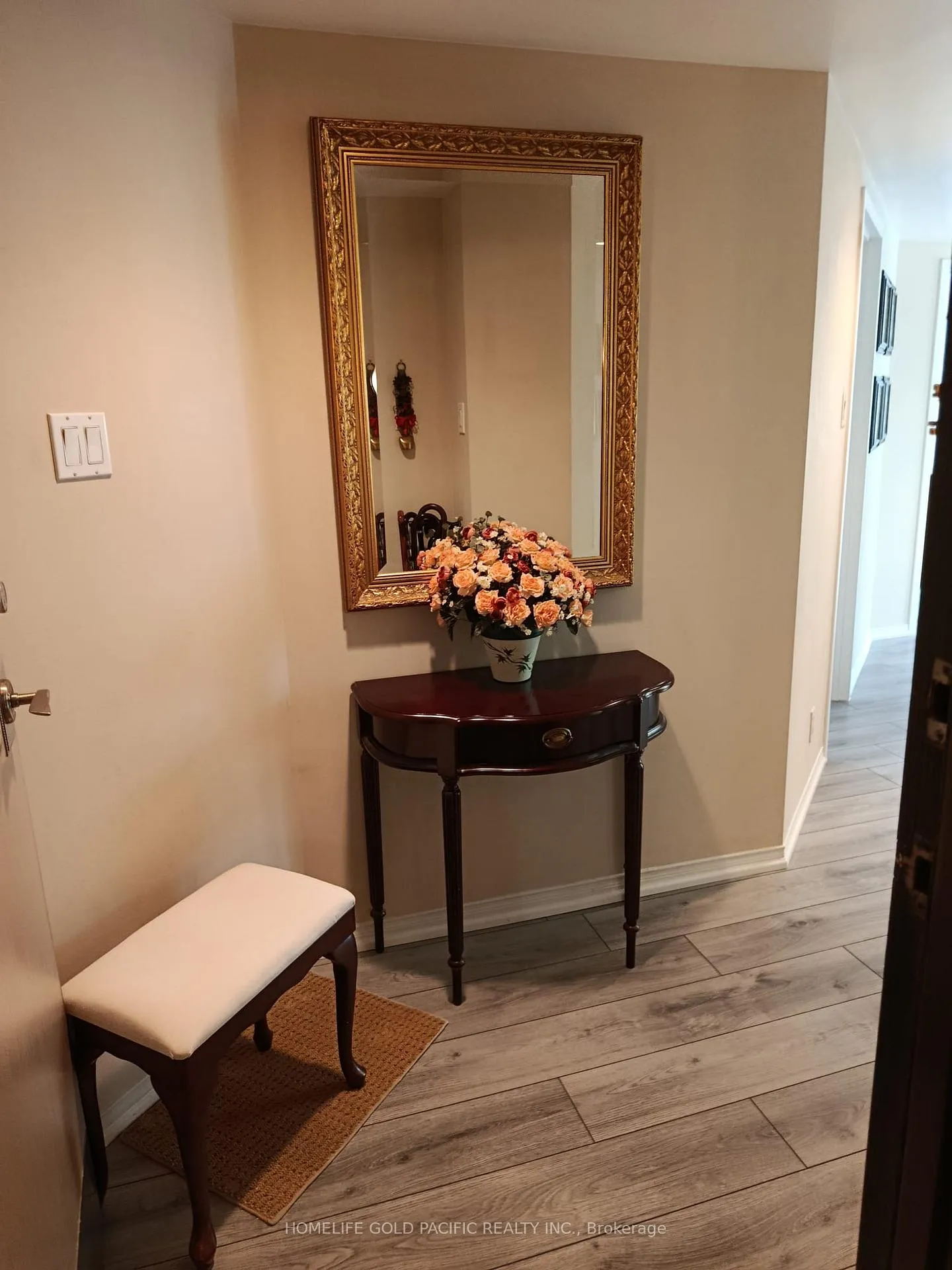 Photo 6 of Unit 3702, 77 Harbour Square, Toronto, Waterfront Communities — HOMEH