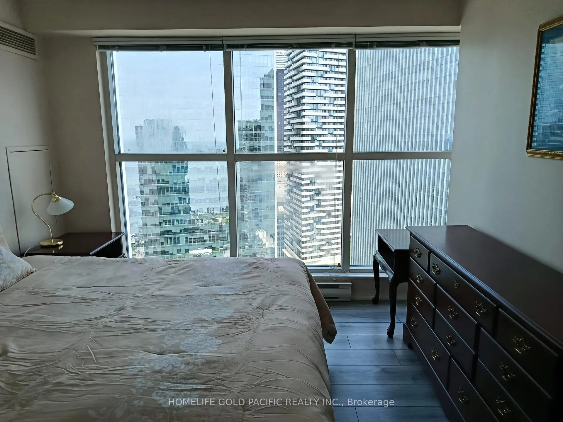 Photo 27 of Unit 3702, 77 Harbour Square, Toronto, Waterfront Communities — HOMEH