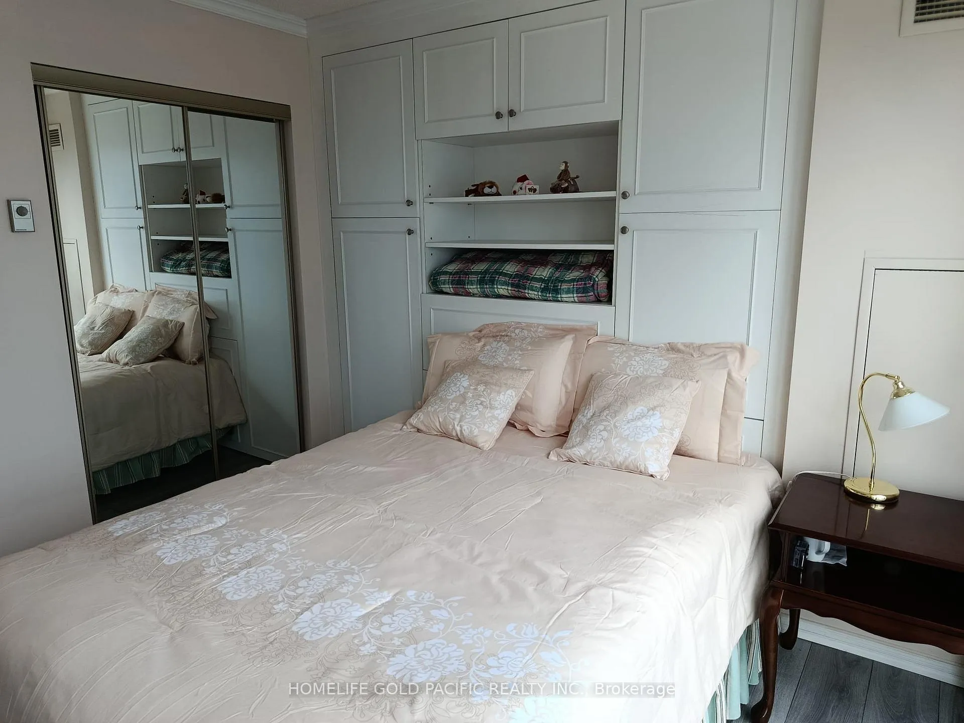 Photo 28 of Unit 3702, 77 Harbour Square, Toronto, Waterfront Communities — HOMEH
