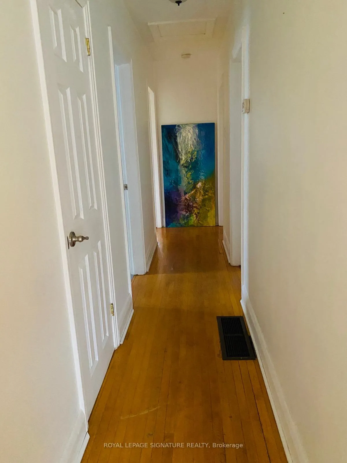 Photo 8 of 59 Penetang Street, Barrie, Codrington — HOMEH