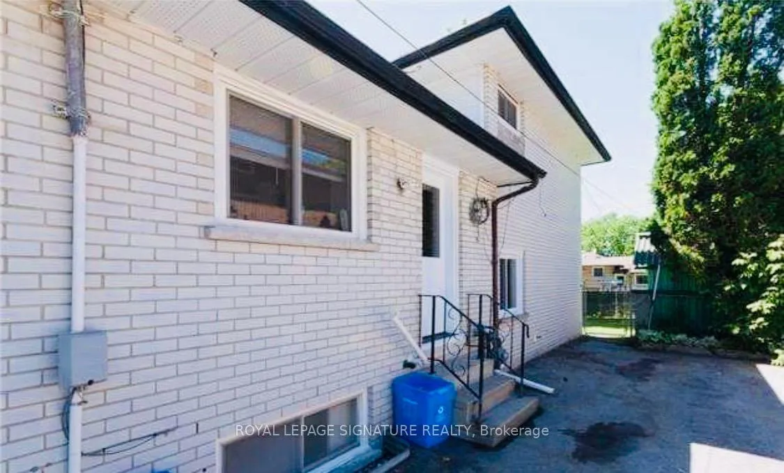Photo 17 of 59 Penetang Street, Barrie, Codrington — HOMEH