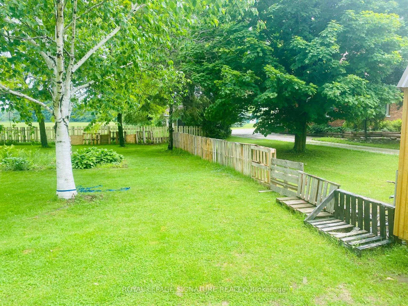 Photo 21 of 59 Penetang Street, Barrie, Codrington — HOMEH