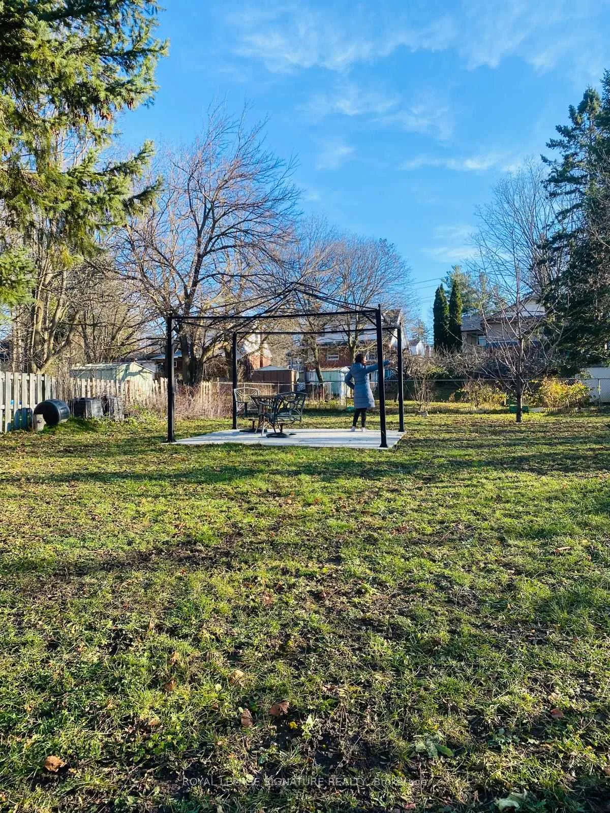 Photo 23 of 59 Penetang Street, Barrie, Codrington — HOMEH
