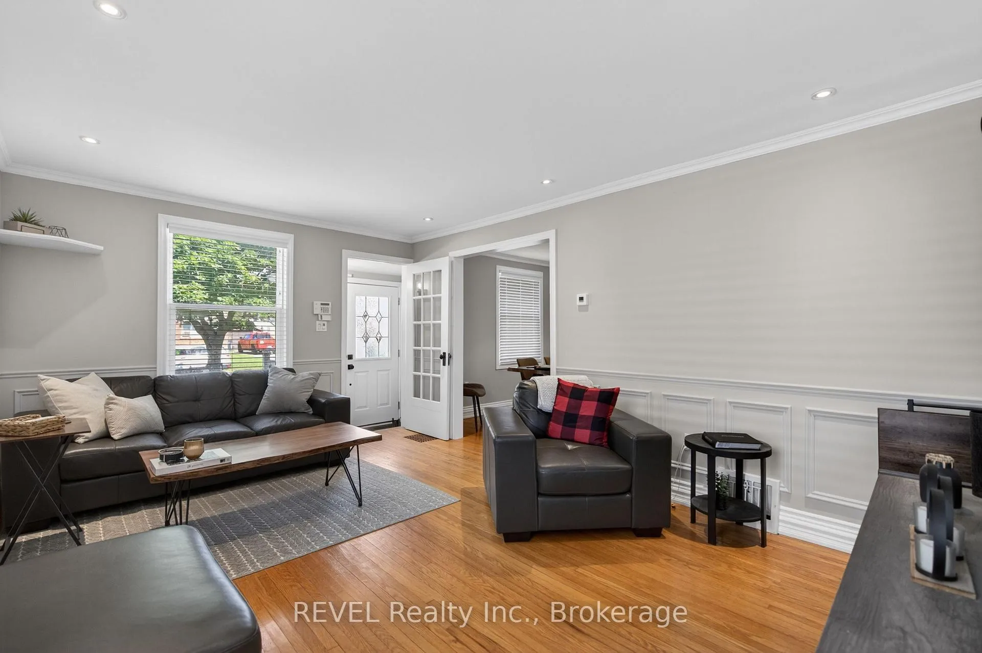 Photo 16 of 455 Wallace Avenue N, Welland, Welland Downtown — HOMEH