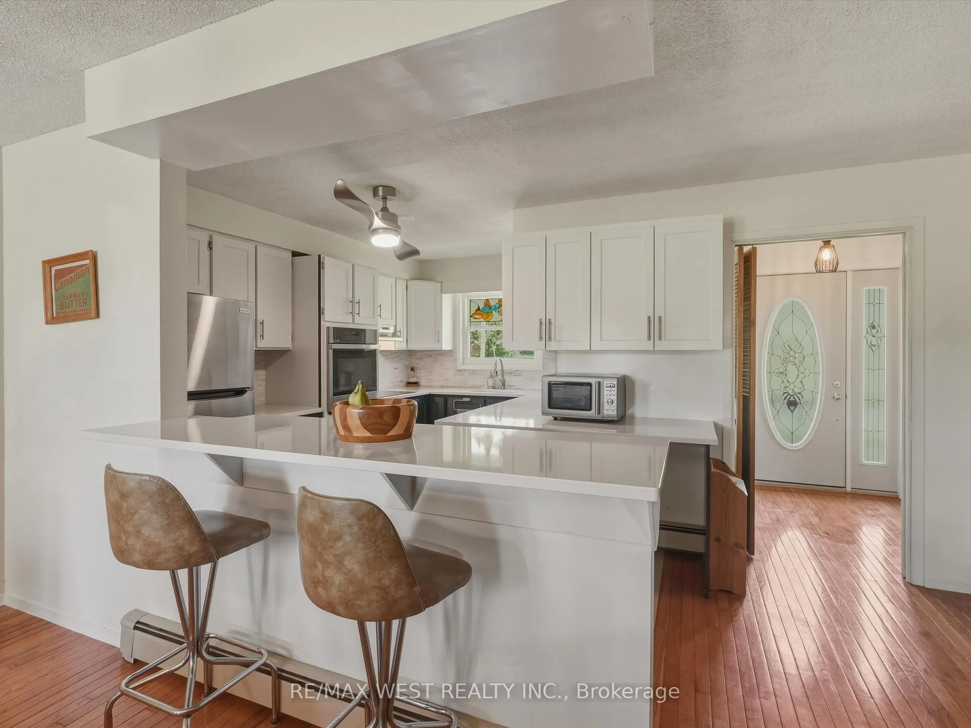 Photo 6 of 236 Queen Street, Burk's Falls — HOMEH