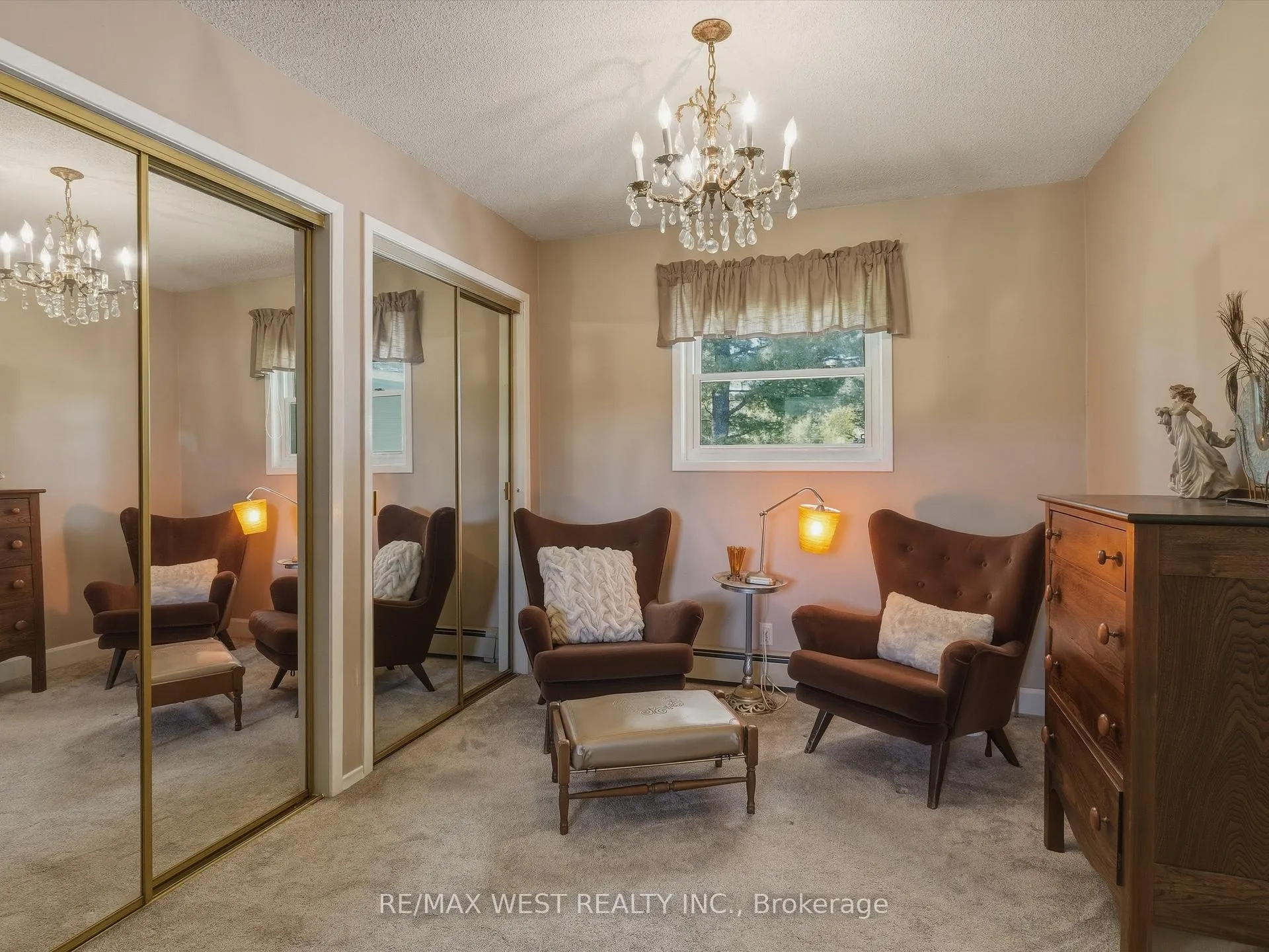 Photo 10 of 236 Queen Street, Burk's Falls — HOMEH