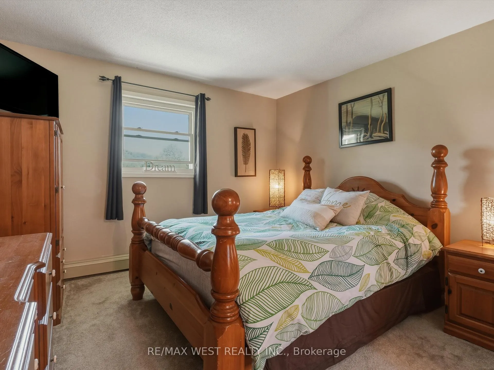 Photo 12 of 236 Queen Street, Burk's Falls — HOMEH