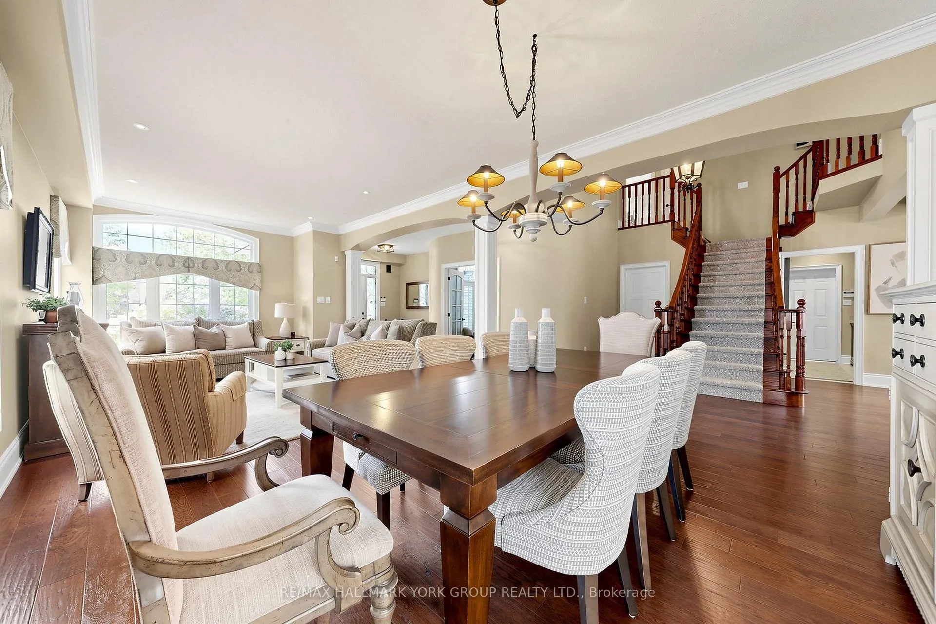 Photo 7 of 63 Willis Drive, Aurora, Aurora Highlands — HOMEH