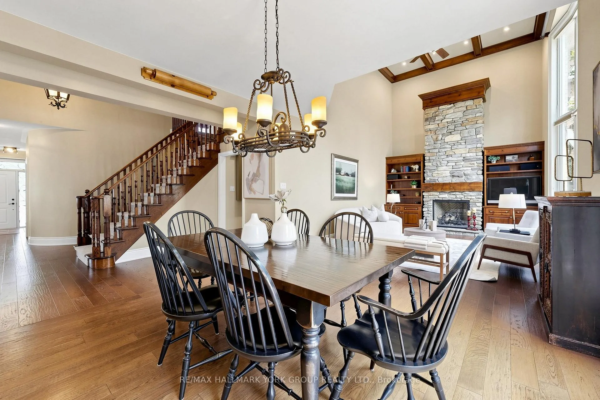 Photo 12 of 63 Willis Drive, Aurora, Aurora Highlands — HOMEH