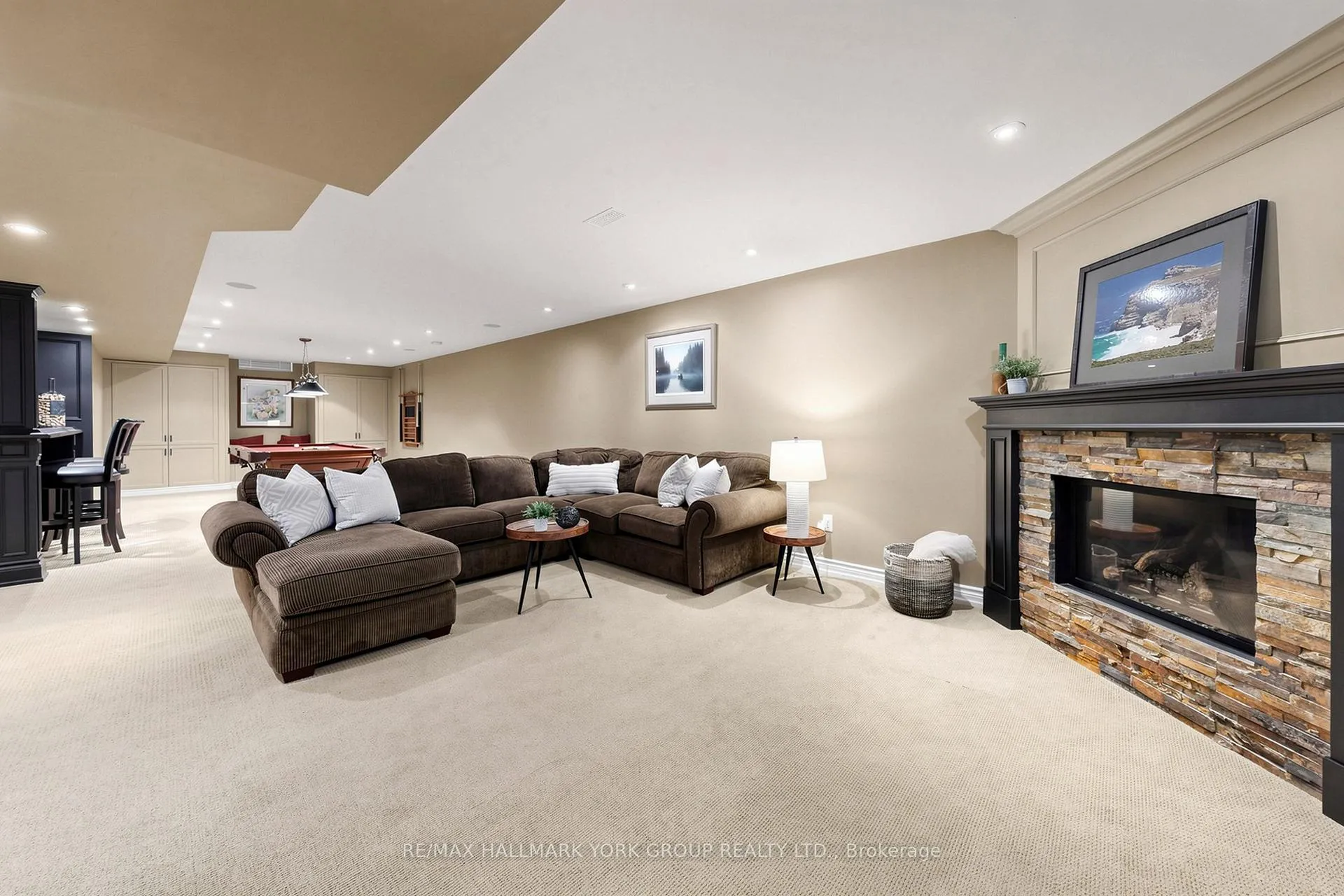 Photo 34 of 63 Willis Drive, Aurora, Aurora Highlands — HOMEH