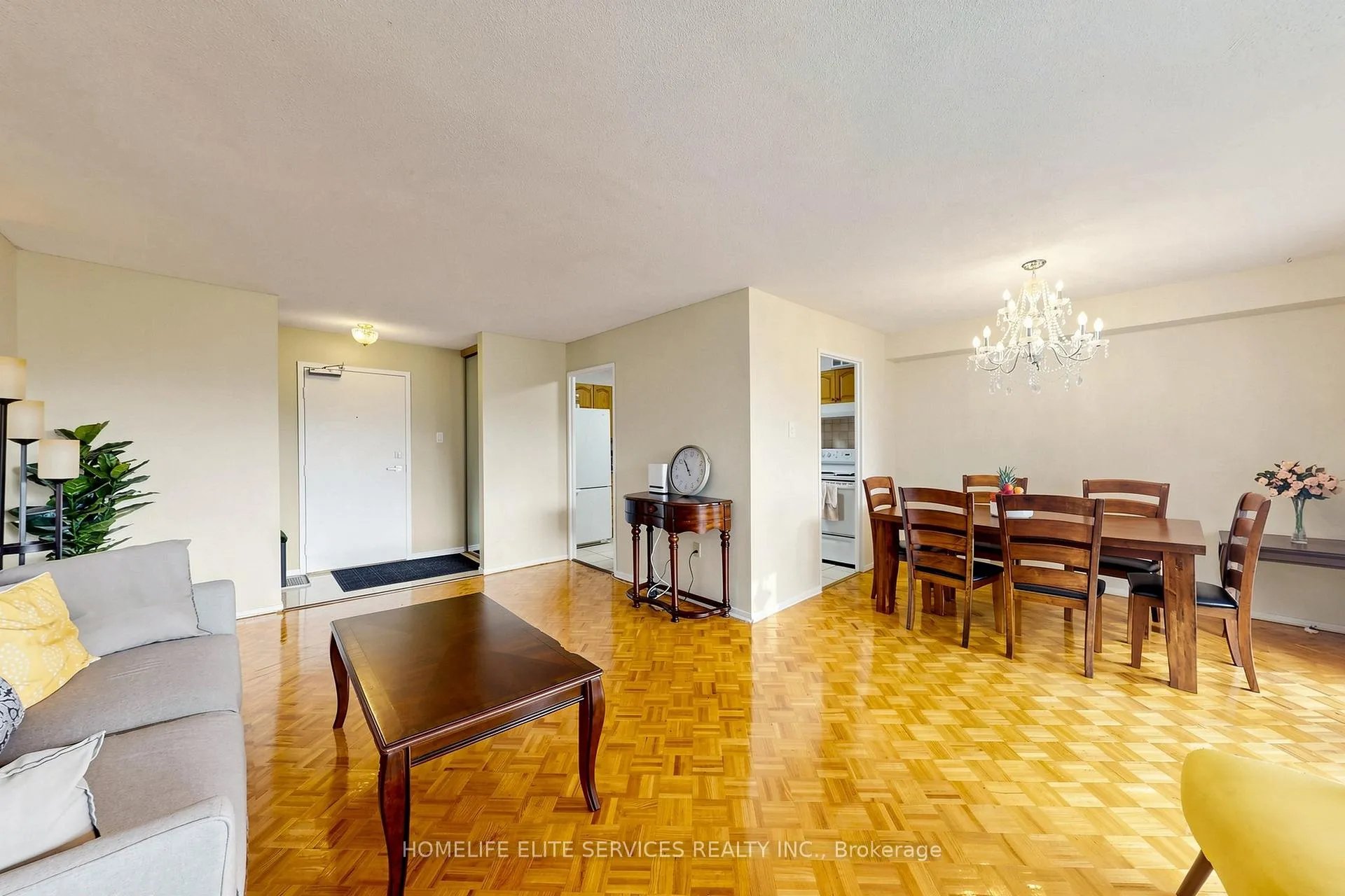 Photo 13 of Unit 408, 120 Dundalk Drive, Scarborough, Dorset Park — HOMEH