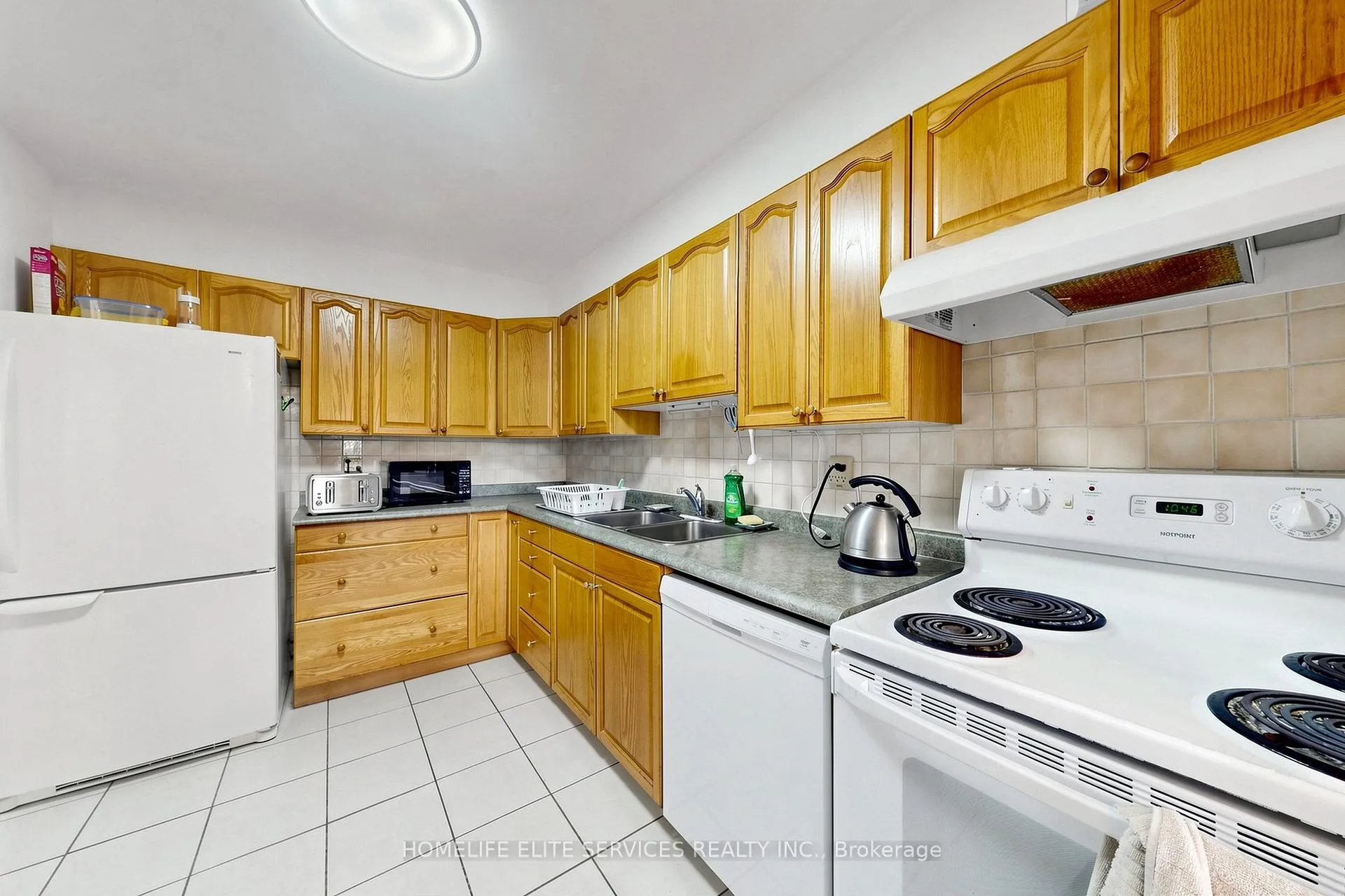 Photo 18 of Unit 408, 120 Dundalk Drive, Scarborough, Dorset Park — HOMEH