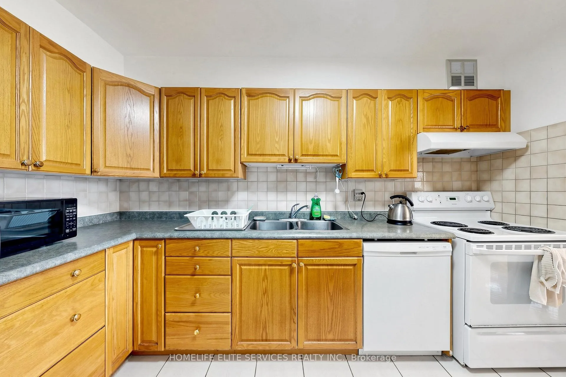Photo 24 of Unit 408, 120 Dundalk Drive, Scarborough, Dorset Park — HOMEH