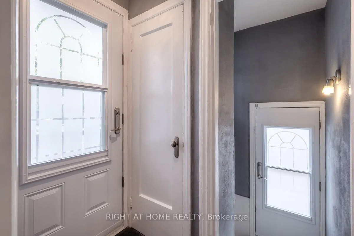 Photo 24 of 64 Royal York Road, Etobicoke, Mimico — HOMEH