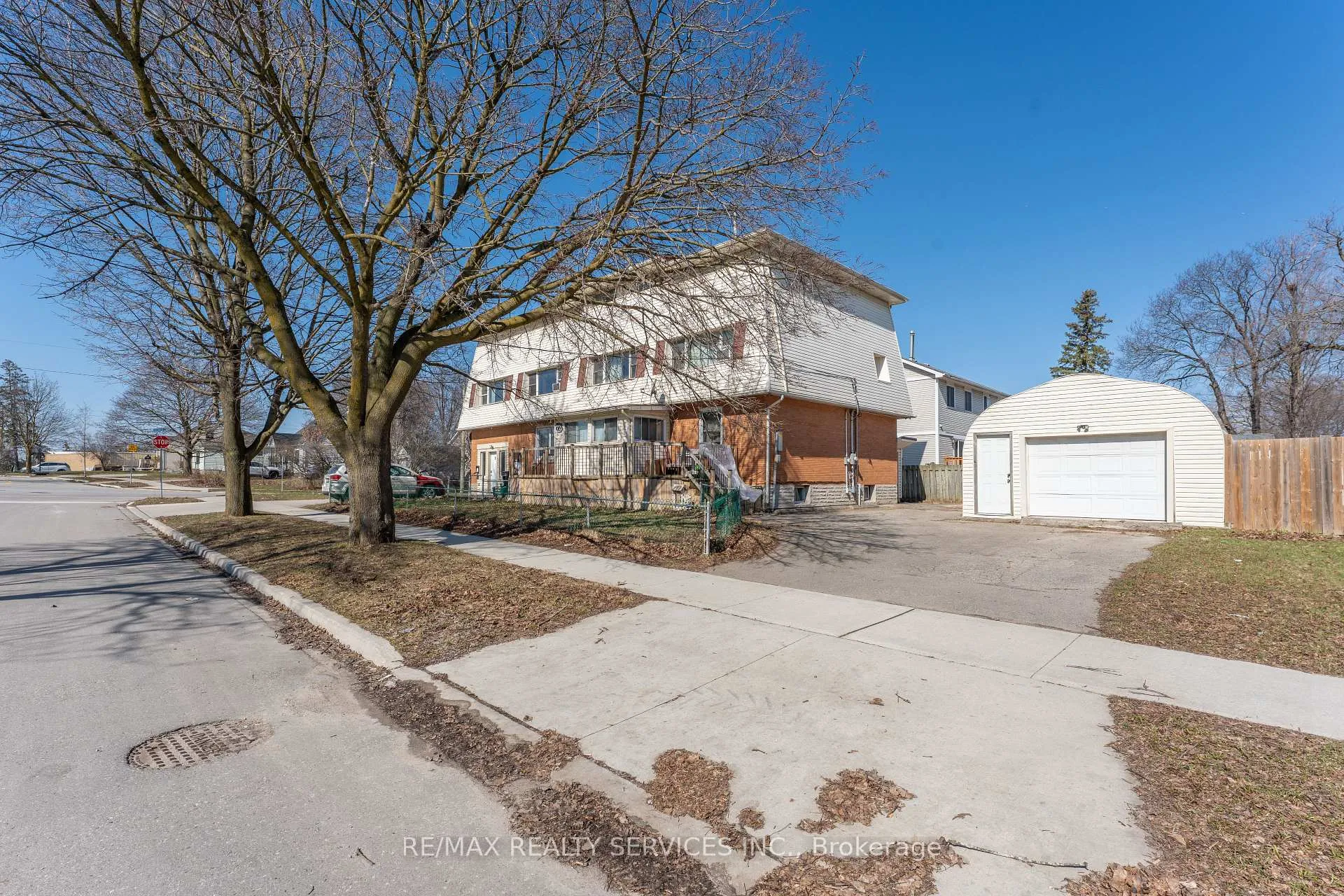 Photo 2 of 72 Florence Avenue, Kitchener, Centreville Chicopee — HOMEH