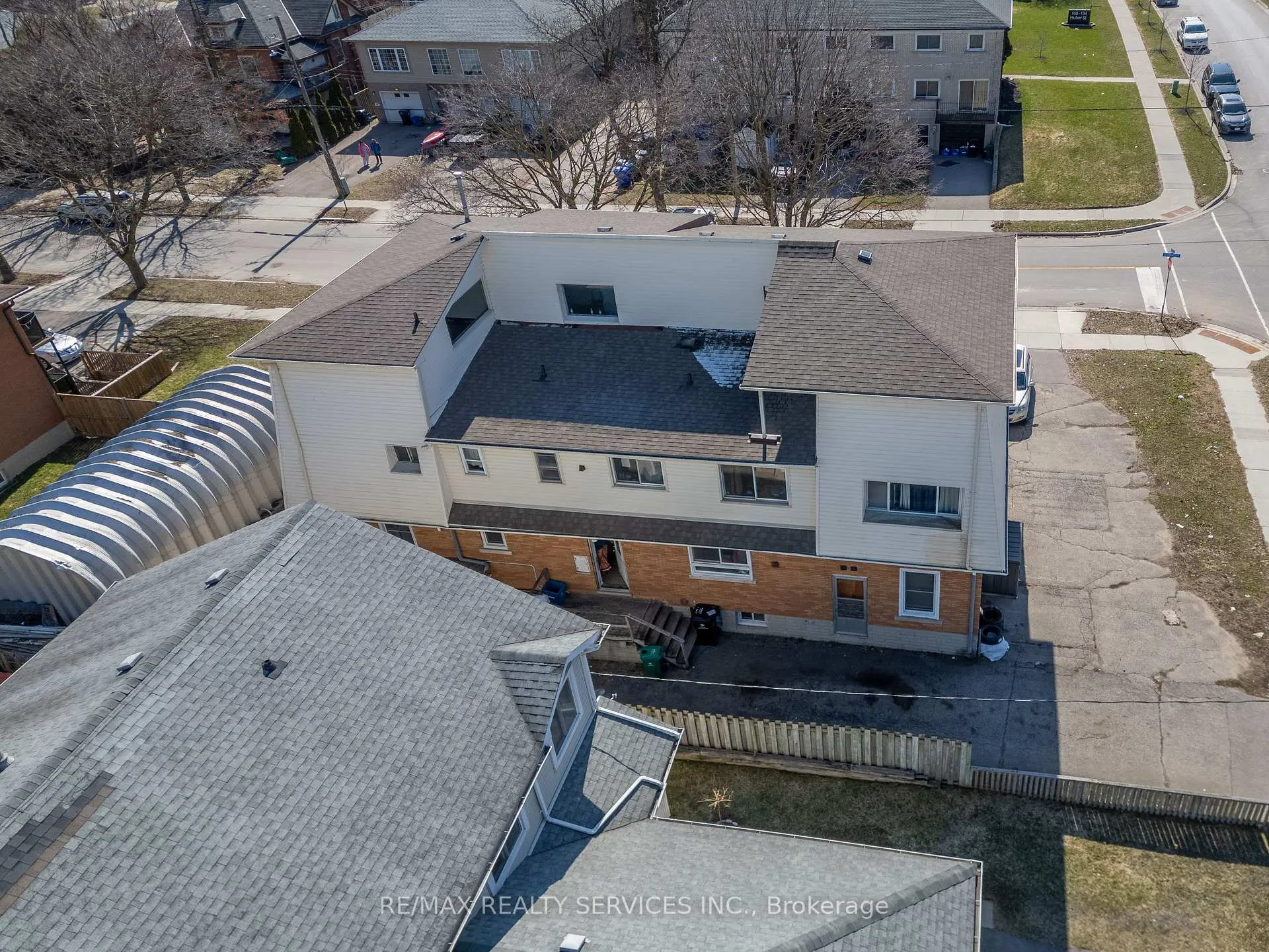 Photo 25 of 72 Florence Avenue, Kitchener, Centreville Chicopee — HOMEH