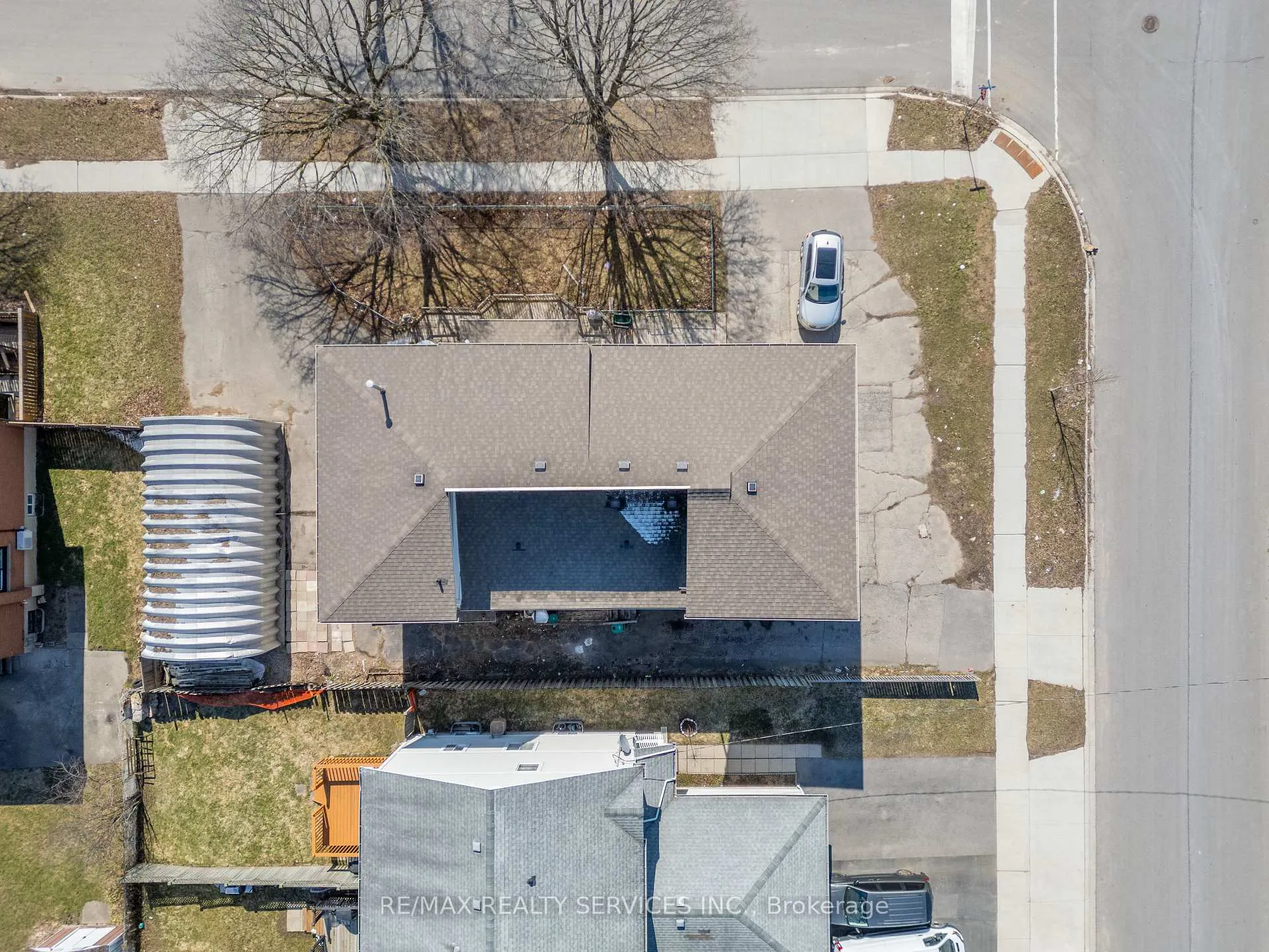 Photo 26 of 72 Florence Avenue, Kitchener, Centreville Chicopee — HOMEH